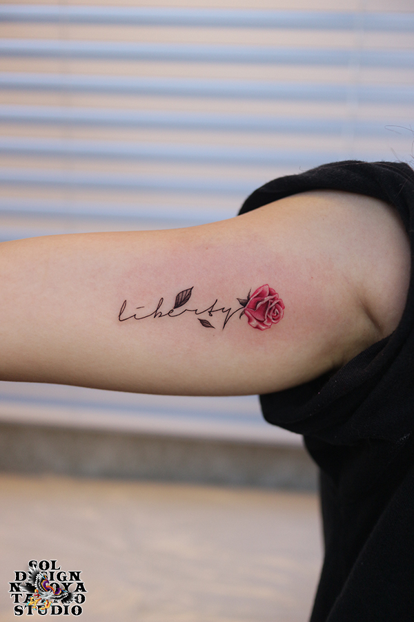 名古屋　タトゥー　女性